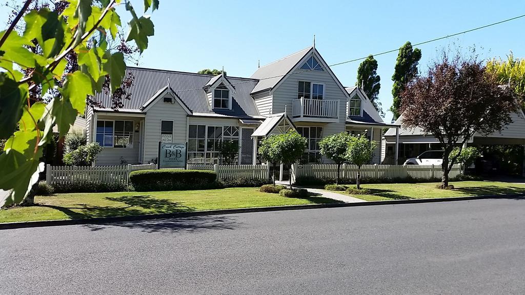 Creek Cottage Bed And Breakfast Traralgon Habitación foto